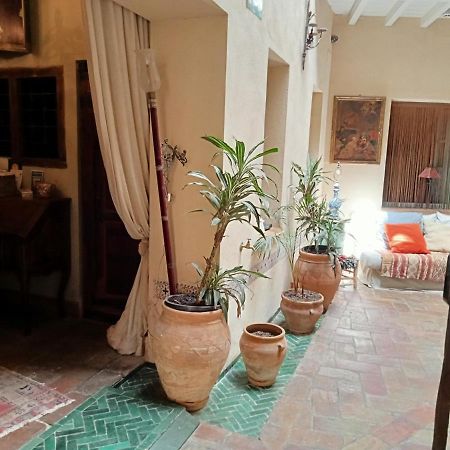 Hostal Casa Del Buen Viaje Sevilla Bagian luar foto