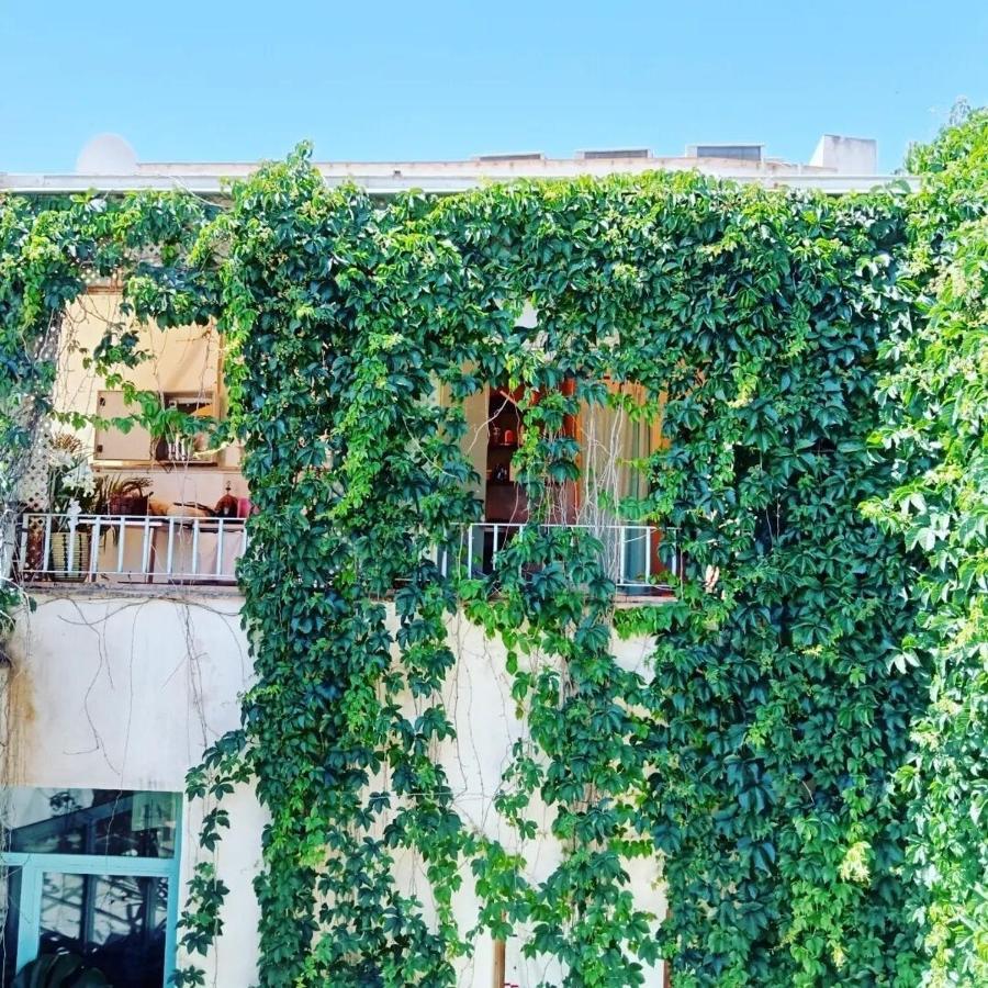 Hostal Casa Del Buen Viaje Sevilla Bagian luar foto